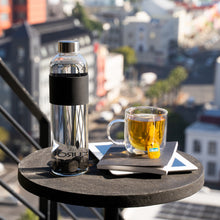 Load image into Gallery viewer, KURO-Bō Gō-Ecō Glass Water Bottle (1L)